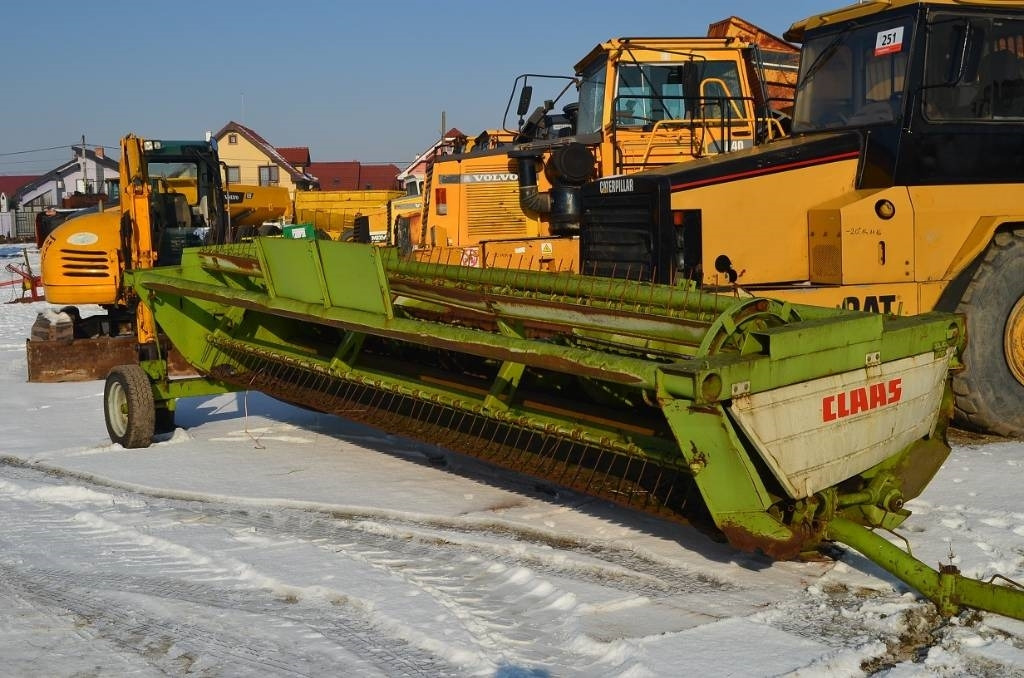 Claas 6m - Grain header: picture 1 Claas 6m - Grain header: picture 1