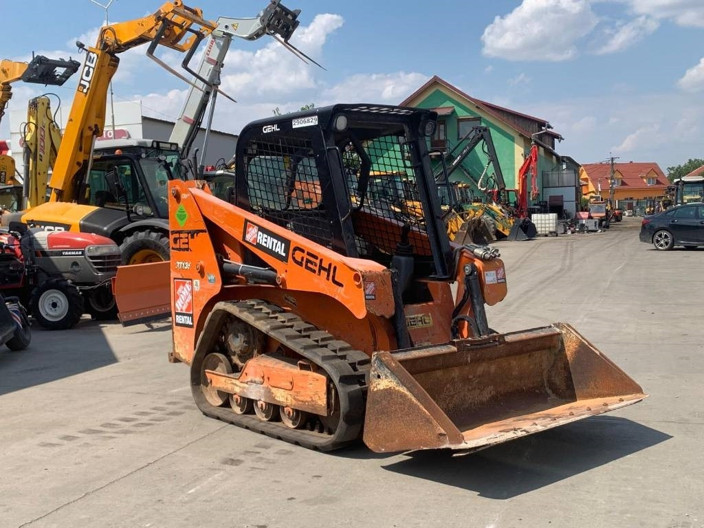 Gehl RT135 - Compact track loader: picture 3 Gehl RT135 - Compact track loader: picture 3