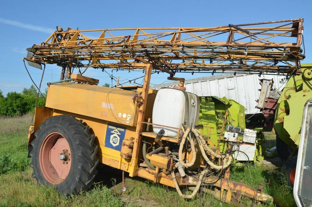 HD 4000 - Trailed sprayer: picture 2 HD 4000 - Trailed sprayer: picture 2