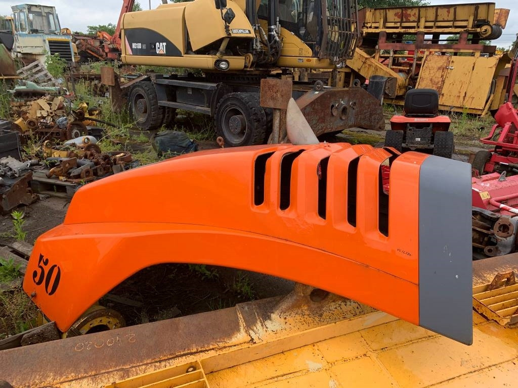 Hamm H16i H18i H20i BONNET - Frame/ Chassis for Construction machinery: picture 3 Hamm H16i H18i H20i BONNET - Frame/ Chassis for Construction machinery: picture 3