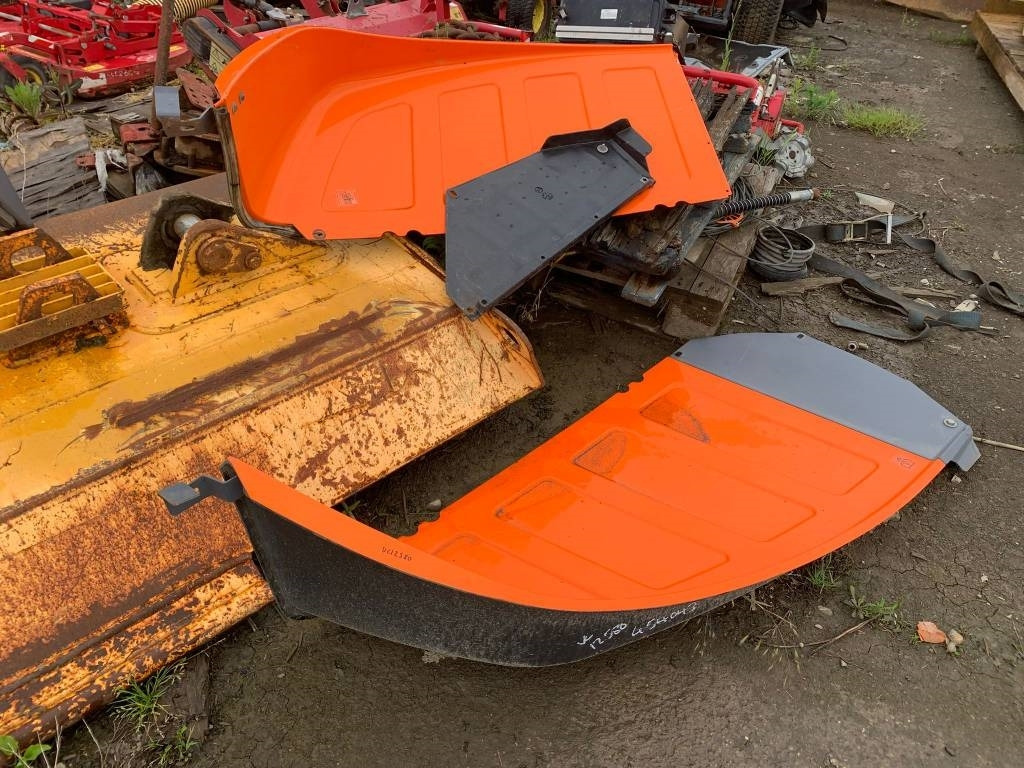 Hamm H16i H18i H20i BONNET - Frame/ Chassis for Construction machinery: picture 2 Hamm H16i H18i H20i BONNET - Frame/ Chassis for Construction machinery: picture 2