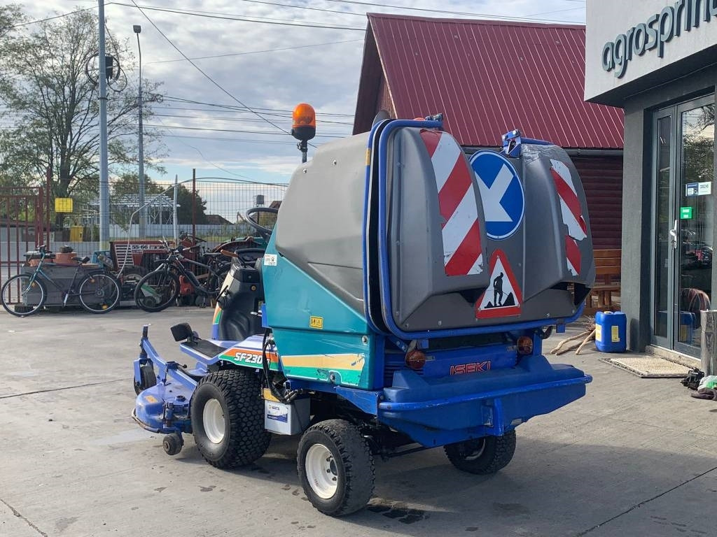 Iseki SF 230 FH - Garden mower: picture 3 Iseki SF 230 FH - Garden mower: picture 3
