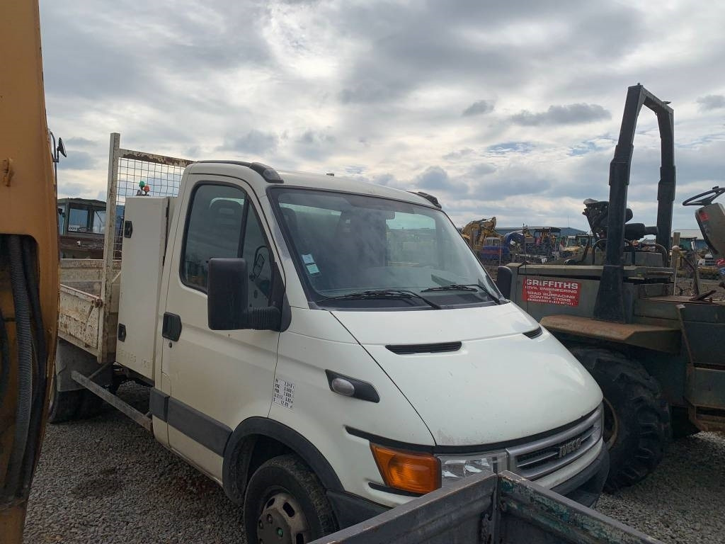 Iveco 35.10 - Tipper van: picture 2 Iveco 35.10 - Tipper van: picture 2