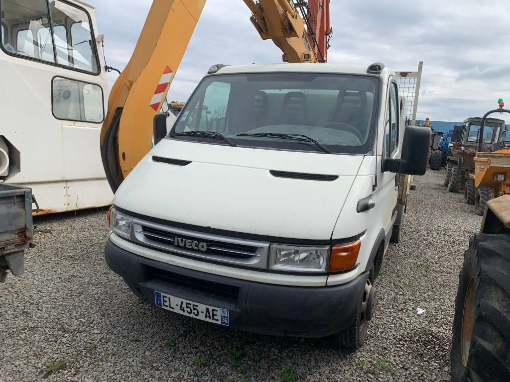 Iveco 35.10 - Tipper van: picture 1 Iveco 35.10 - Tipper van: picture 1