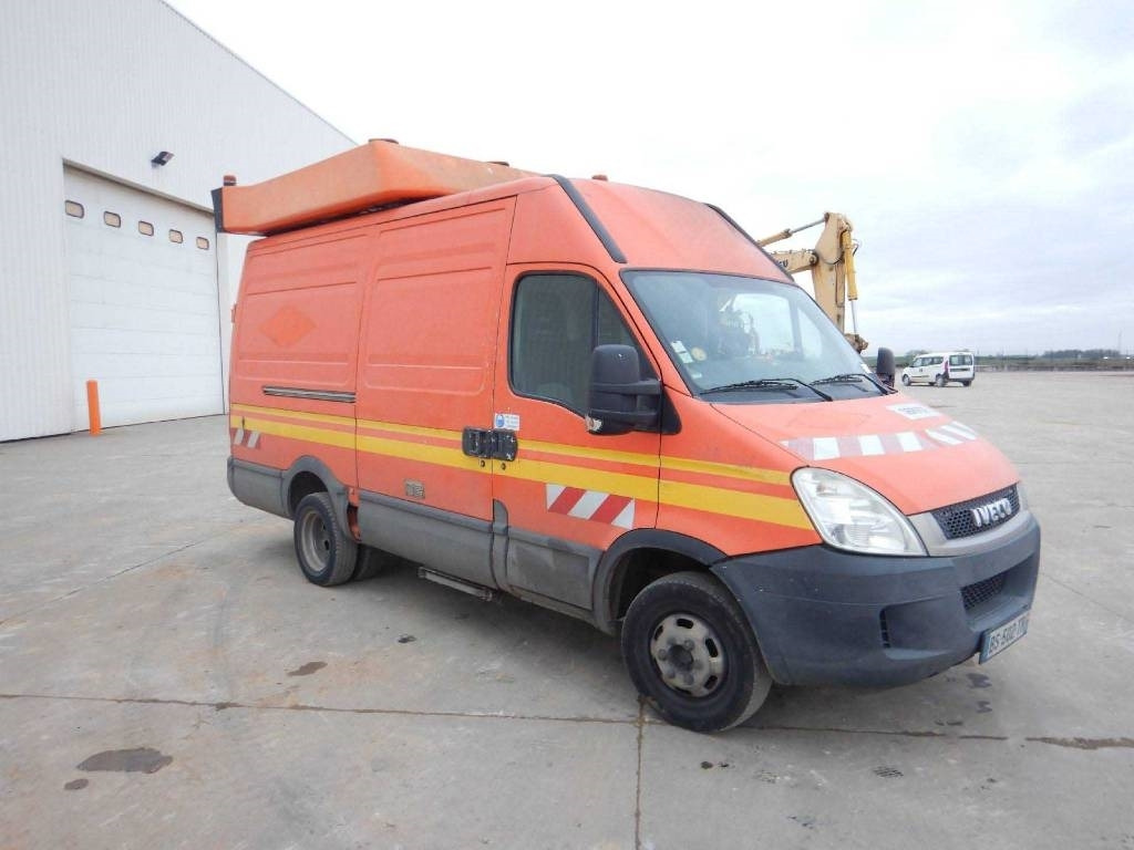 Iveco Daily 50C15 - Panel van: picture 2 Iveco Daily 50C15 - Panel van: picture 2