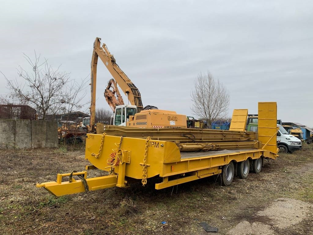 JPM Engineering - Low loader trailer: picture 1 JPM Engineering - Low loader trailer: picture 1