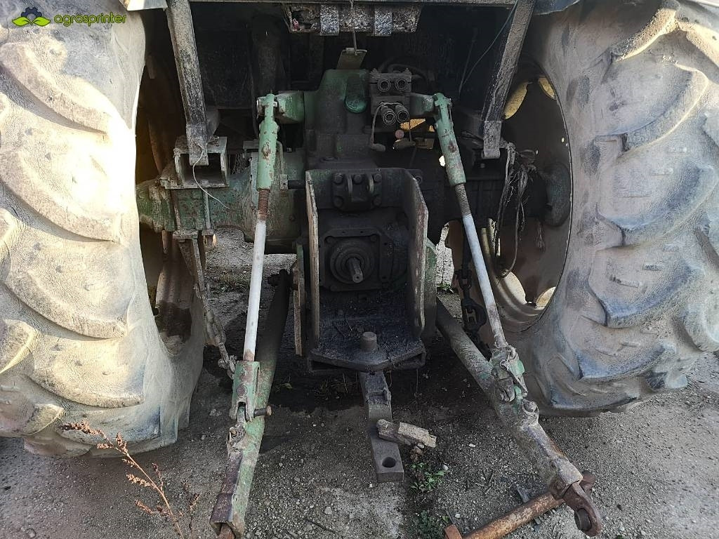 John Deere 3030 - Farm tractor: picture 4 John Deere 3030 - Farm tractor: picture 4