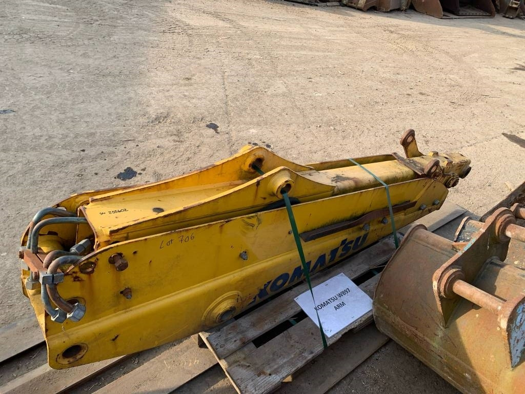 Komatsu WB97 BULDOEXCAVATOR ARM - Boom for Construction machinery: picture 2 Komatsu WB97 BULDOEXCAVATOR ARM - Boom for Construction machinery: picture 2