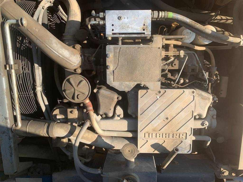 Lease a Liebherr R 914 B HD S L Liebherr R 914 B HD S L: picture 12 Lease a Liebherr R 914 B HD S L Liebherr R 914 B HD S L: picture 12