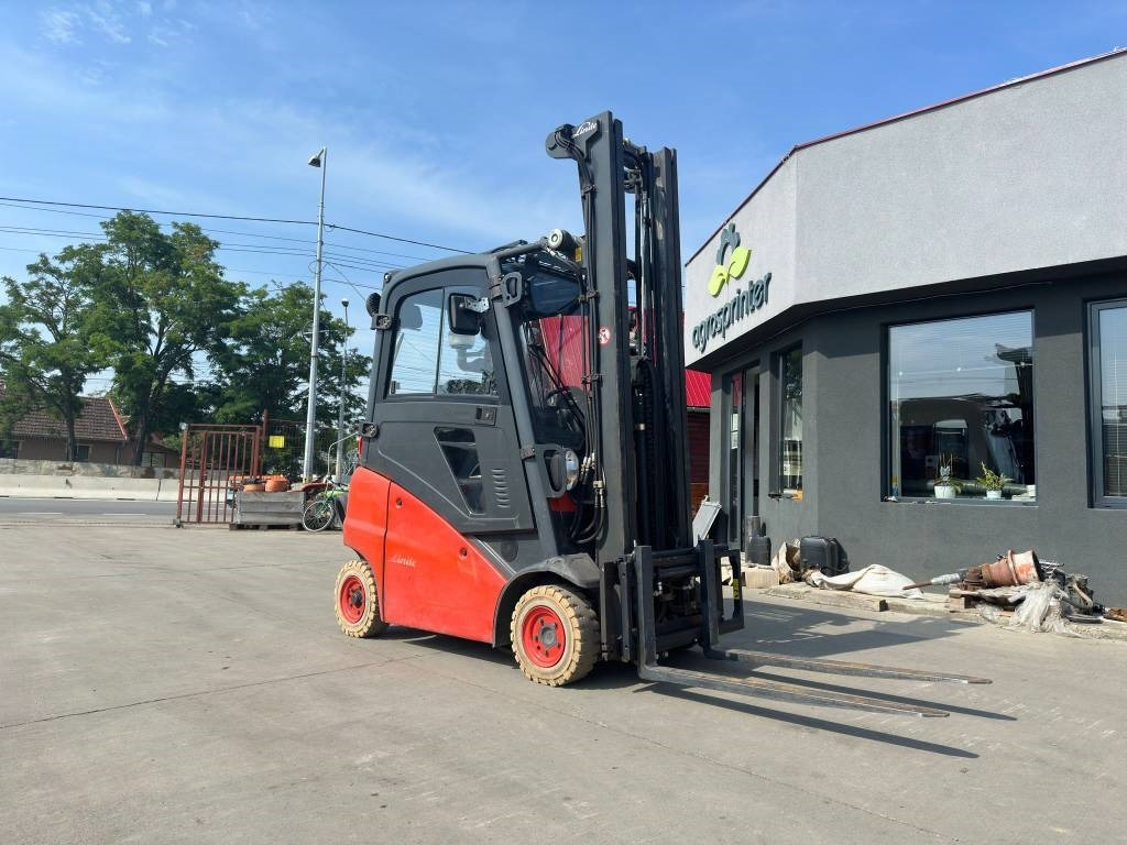 LPG forklift Linde H16T-01: picture 6