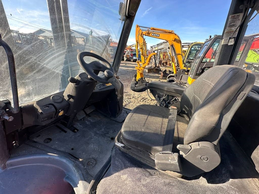 Linde H40 - Diesel forklift: picture 4 Linde H40 - Diesel forklift: picture 4