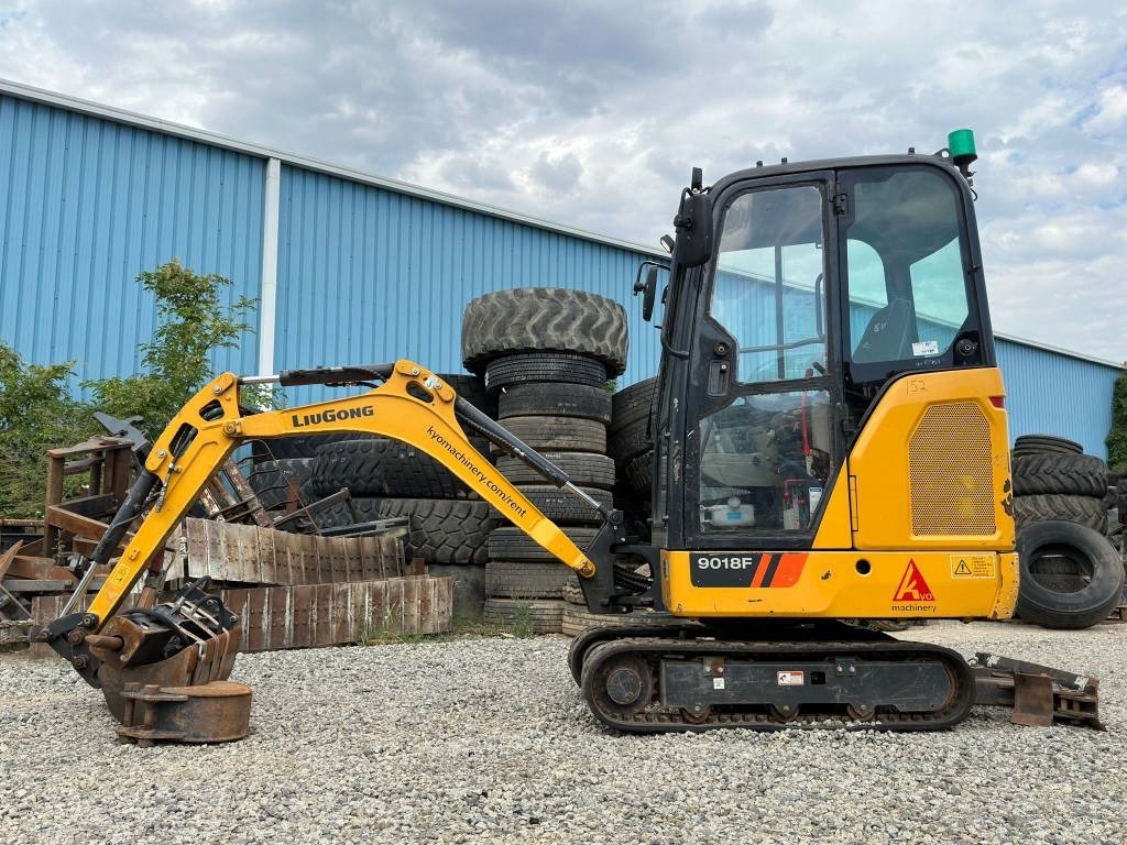 Mini excavator Liugong 9018F: picture 7