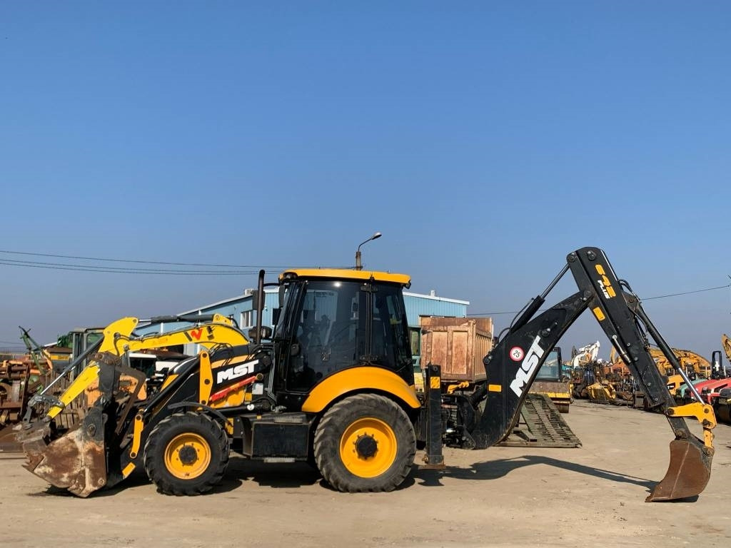 MST 642 Plus - Backhoe loader: picture 5 MST 642 Plus - Backhoe loader: picture 5