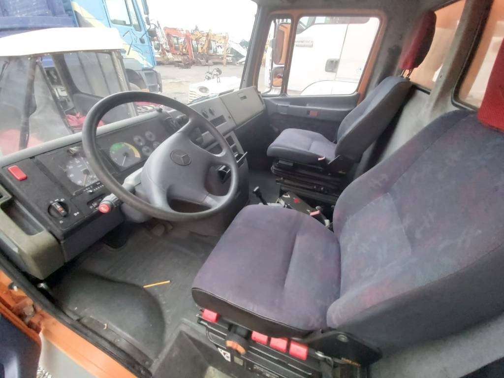 Box truck Mercedes-Benz 814D: picture 6 Box truck Mercedes-Benz 814D: picture 6