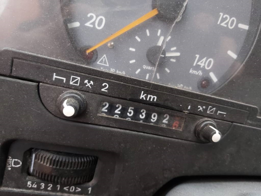 Box truck Mercedes-Benz 814D: picture 7 Box truck Mercedes-Benz 814D: picture 7