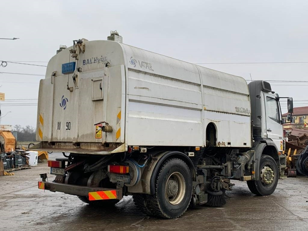 Mercedes-Benz Axor 1829 - Road sweeper: picture 4 Mercedes-Benz Axor 1829 - Road sweeper: picture 4