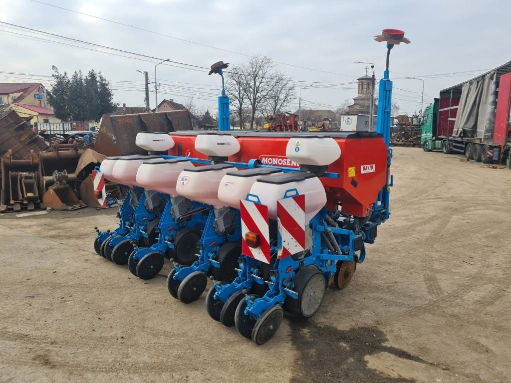 Monosem NG 4 Plus - Precision sowing machine: picture 3 Monosem NG 4 Plus - Precision sowing machine: picture 3