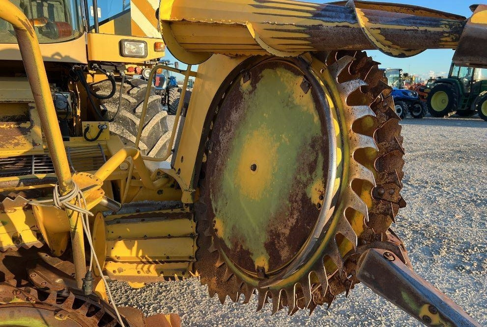 New Holland FX 300 - Combine harvester: picture 5 New Holland FX 300 - Combine harvester: picture 5
