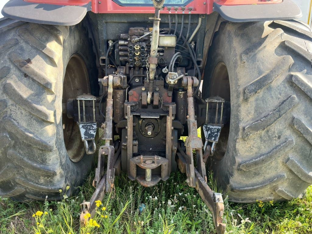 New Holland G 210 - Farm tractor: picture 4 New Holland G 210 - Farm tractor: picture 4