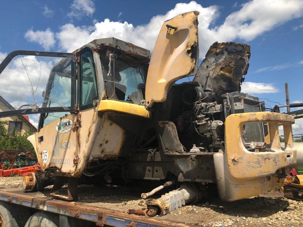 New Holland LM 430 FOR PARTS - Telescopic handler: picture 5 New Holland LM 430 FOR PARTS - Telescopic handler: picture 5