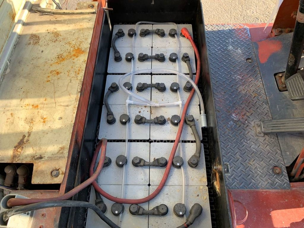 Nissan MA01L15U  - Electric forklift: picture 3 Nissan MA01L15U  - Electric forklift: picture 3