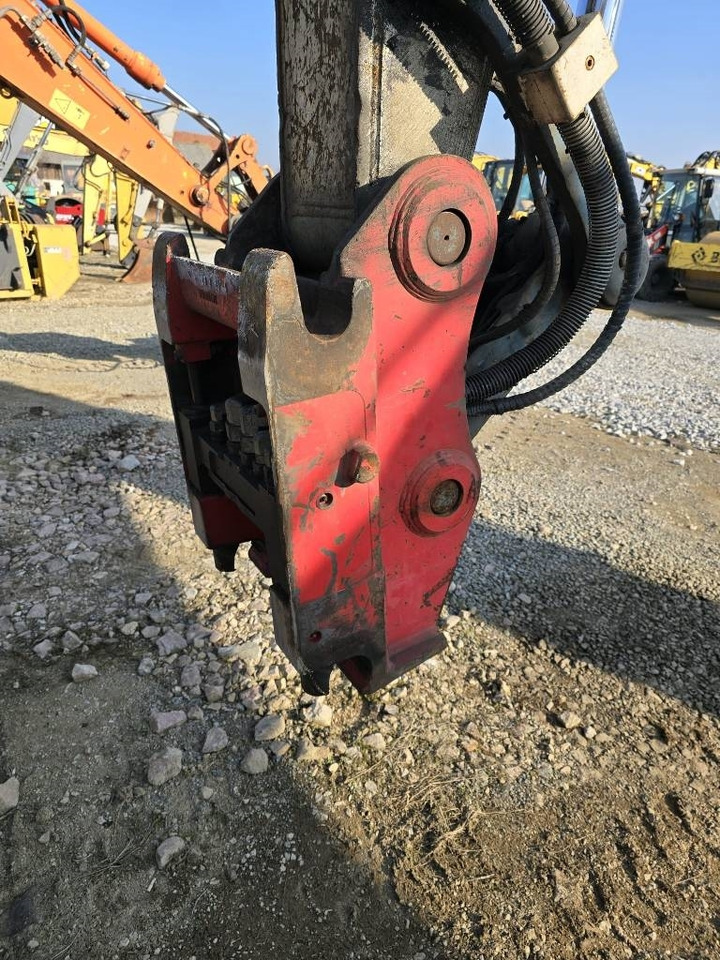 OilQuick OQ70-55 Quick Coupler - Quick coupler: picture 4 OilQuick OQ70-55 Quick Coupler - Quick coupler: picture 4