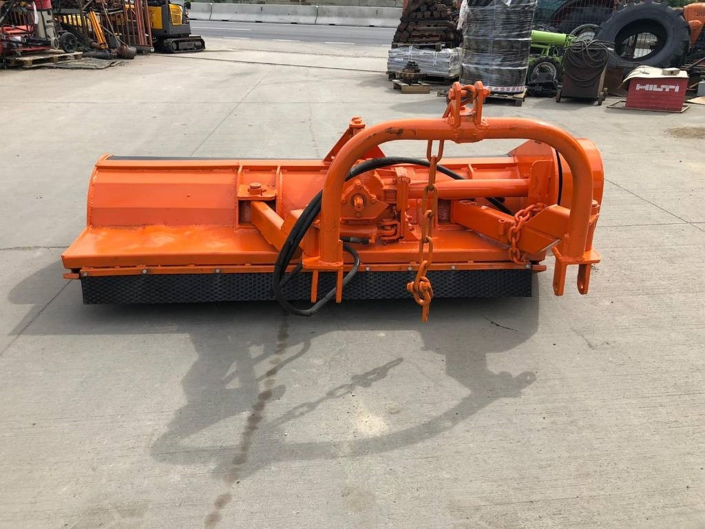 Perfect 180 - Flail mower/ Mulcher: picture 4 Perfect 180 - Flail mower/ Mulcher: picture 4