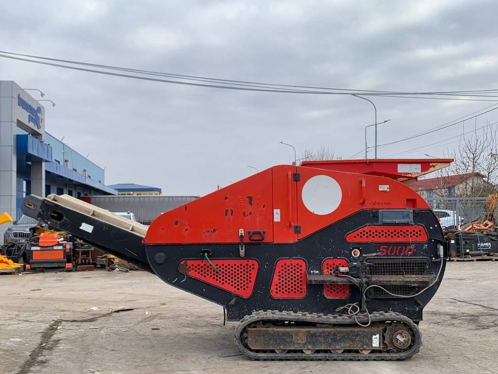 Red Rhino 5000 - Mobile crusher: picture 2 Red Rhino 5000 - Mobile crusher: picture 2