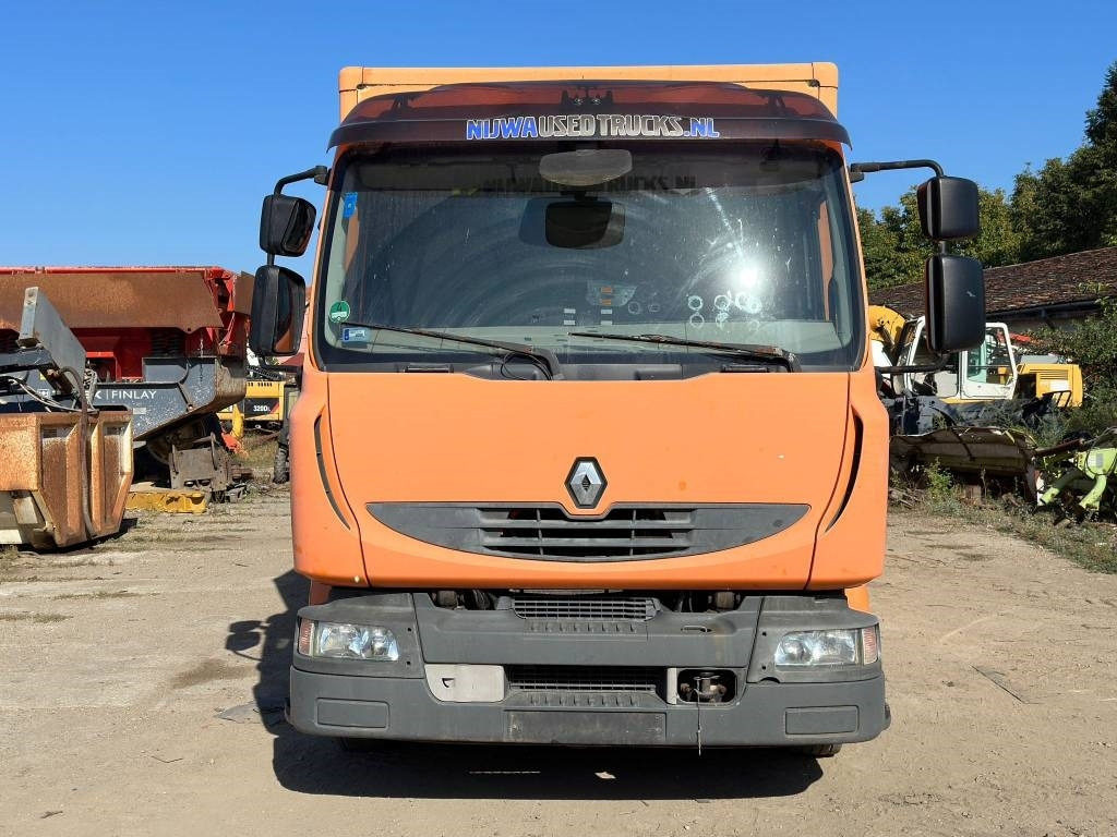Renault Midlum 220 DCI - Box truck: picture 3 Renault Midlum 220 DCI - Box truck: picture 3