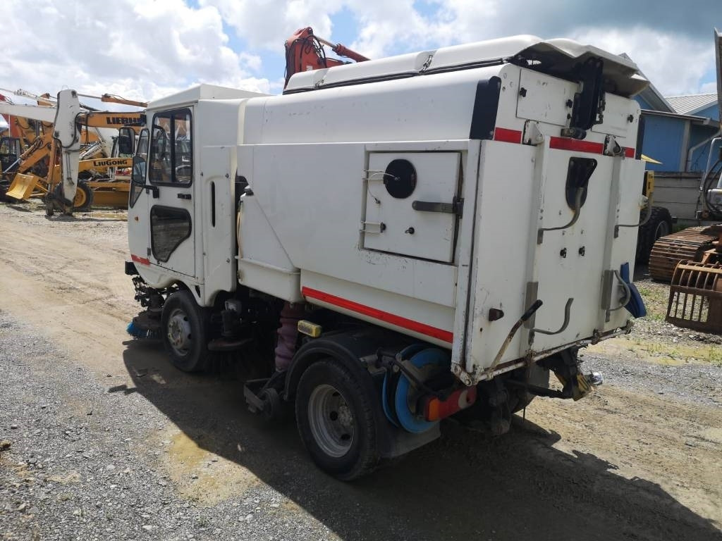 Scarab Minor VM - Road sweeper: picture 3 Scarab Minor VM - Road sweeper: picture 3
