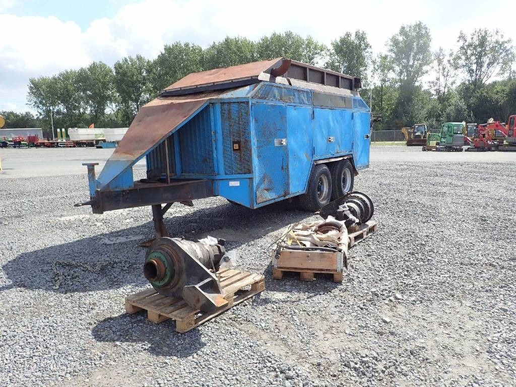 Schredder - Industrial waste shredder: picture 2 Schredder - Industrial waste shredder: picture 2