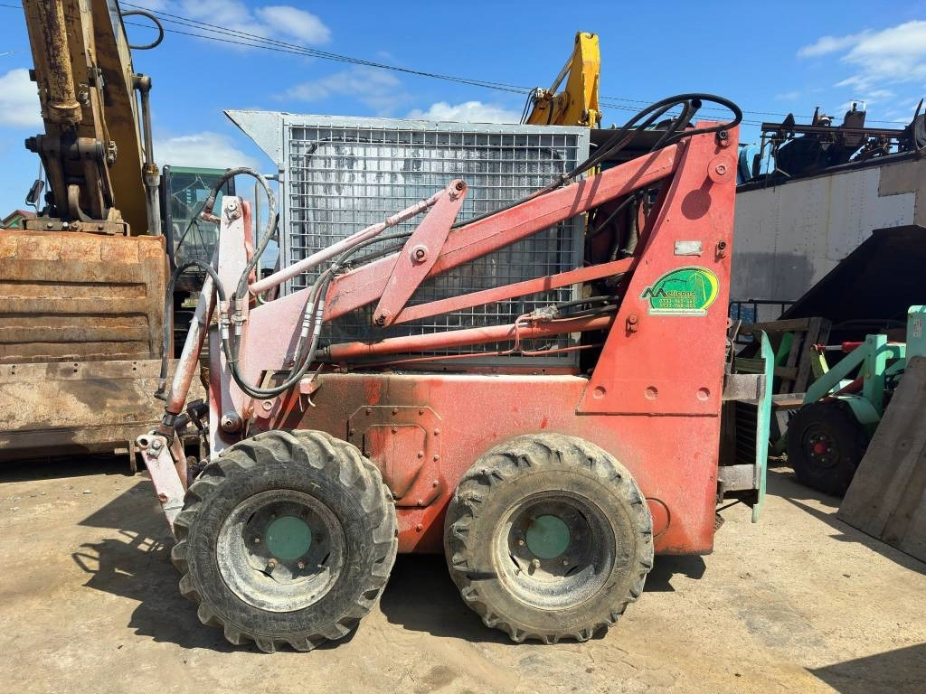 Unirak 600 - Skid steer loader: picture 2 Unirak 600 - Skid steer loader: picture 2