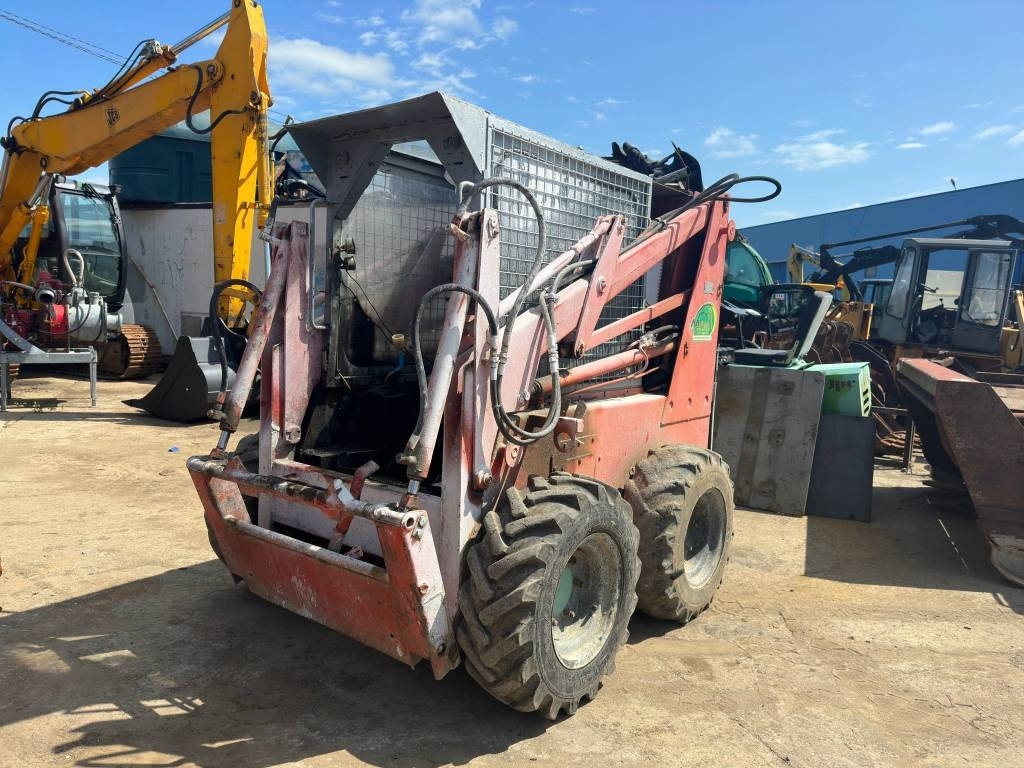 Unirak 600 - Skid steer loader: picture 1 Unirak 600 - Skid steer loader: picture 1