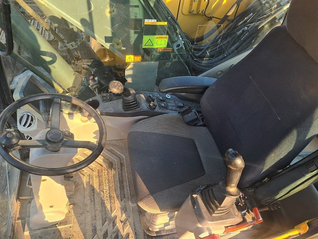 Volvo EW 140 C - Wheel excavator: picture 4 Volvo EW 140 C - Wheel excavator: picture 4