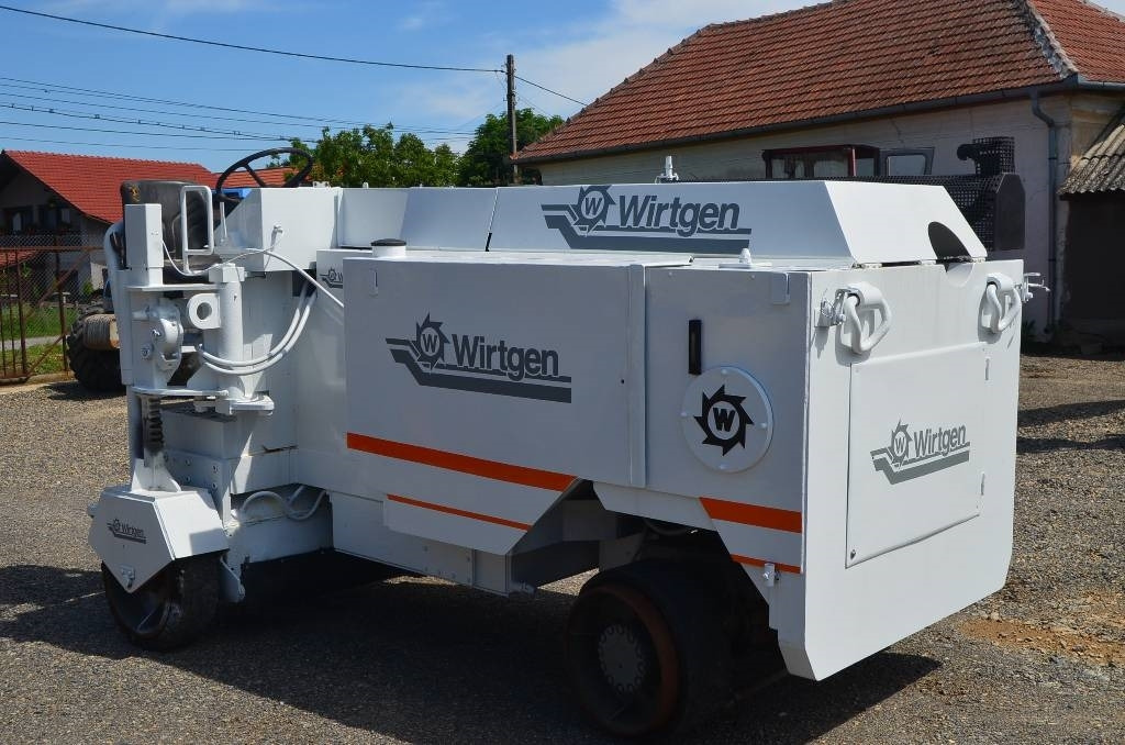 Wirtgen W1000L - Cold planer: picture 1 Wirtgen W1000L - Cold planer: picture 1