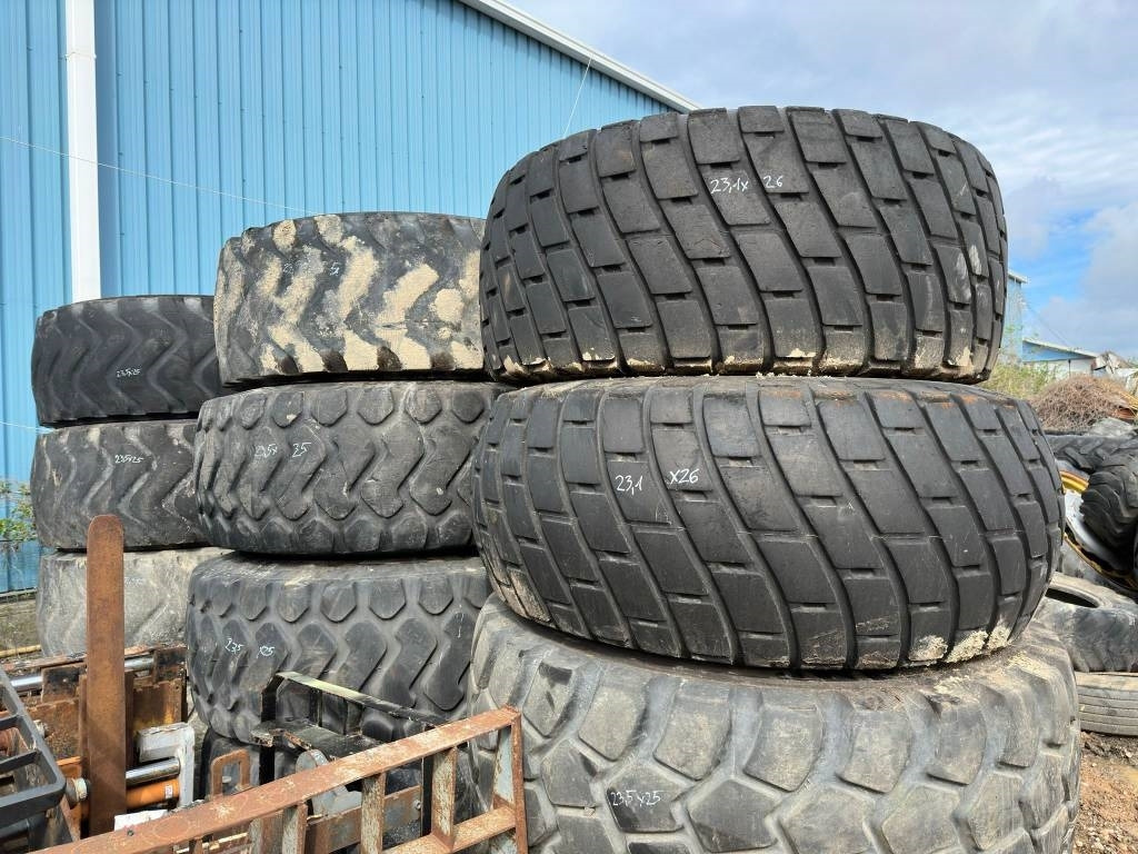 Yokohama 23.1x26 / 23.5x25 TYRES  - Tire for Construction machinery: picture 3 Yokohama 23.1x26 / 23.5x25 TYRES  - Tire for Construction machinery: picture 3