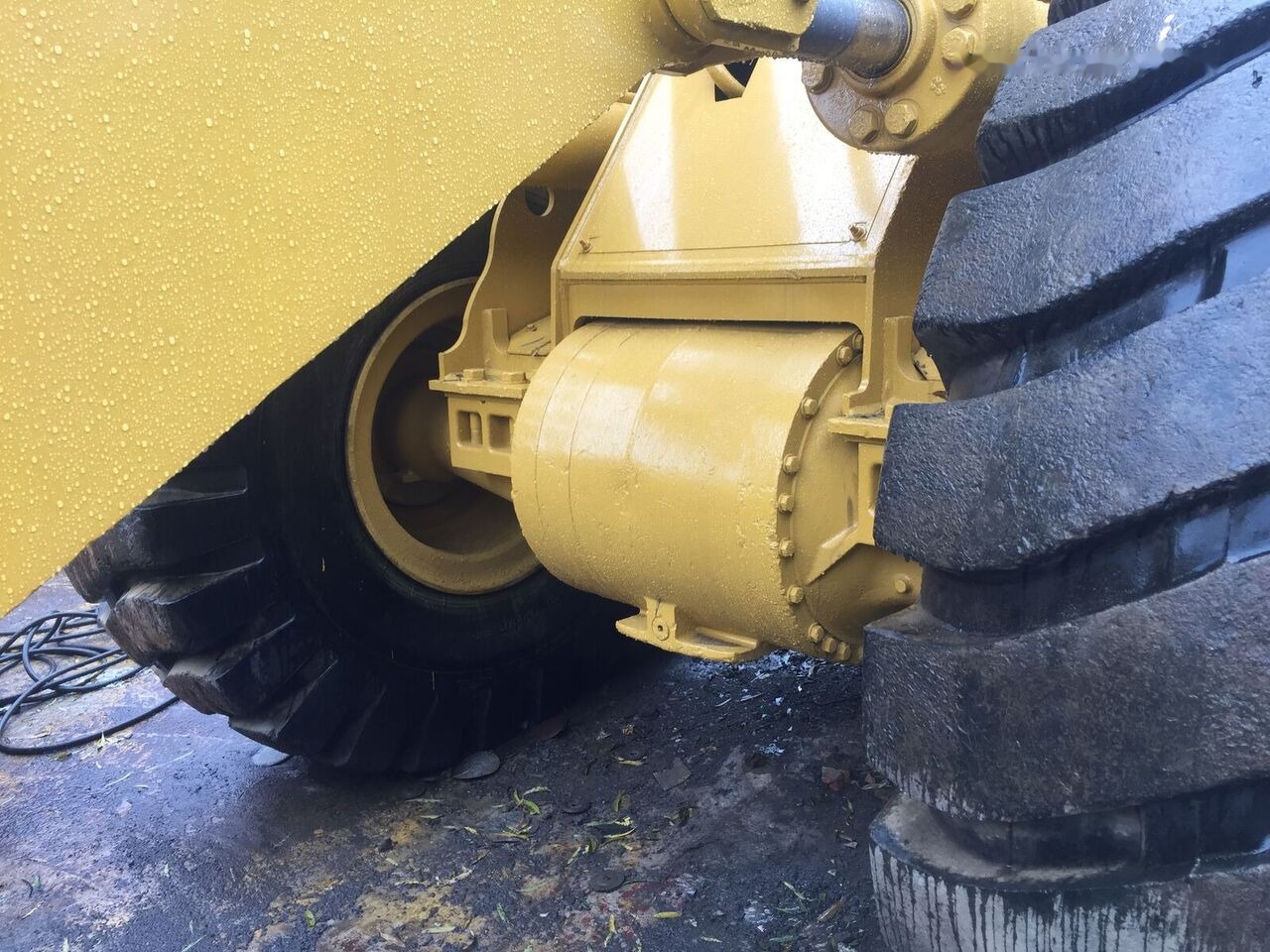 Caterpillar 966H - Wheel loader: picture 1 Caterpillar 966H - Wheel loader: picture 1