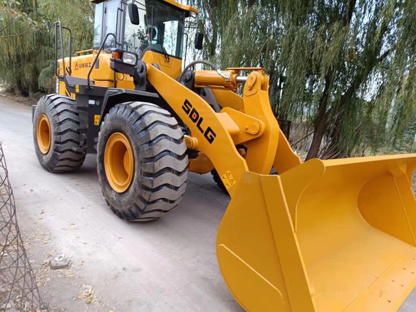 SDLG LG953 - Wheel loader: picture 5 SDLG LG953 - Wheel loader: picture 5