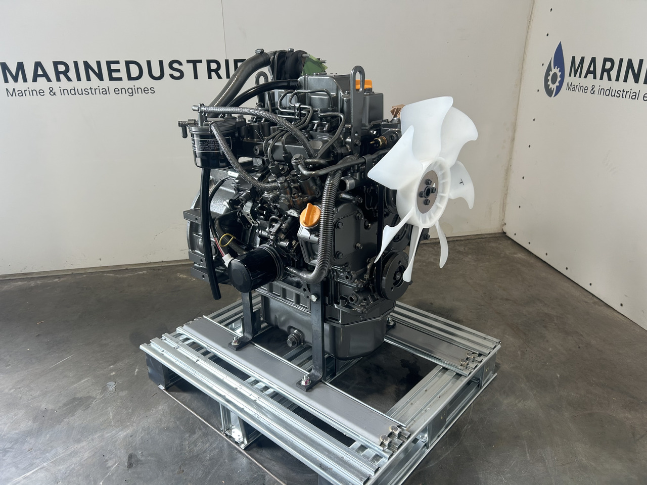Yanmar 3TNV84T - Engine for Excavator: picture 3 Yanmar 3TNV84T - Engine for Excavator: picture 3