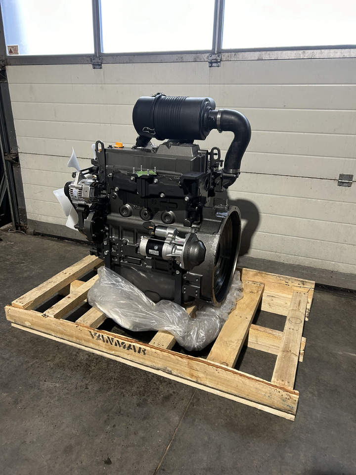 Yanmar 4TNV98 - Engine for Construction machinery: picture 3 Yanmar 4TNV98 - Engine for Construction machinery: picture 3