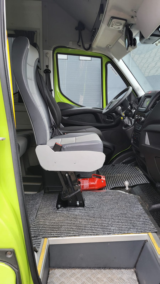 Interior photo 1: Minibus, Passenger van Iveco Daily 24 places + 4 standing