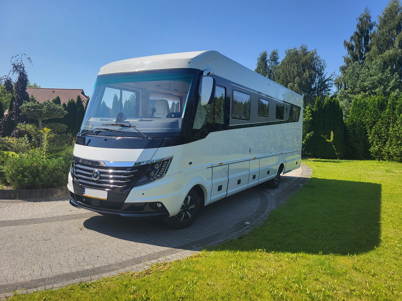 NIESMANN + BISCHOFF 920 - Integrated motorhome: picture 1 NIESMANN + BISCHOFF 920 - Integrated motorhome: picture 1