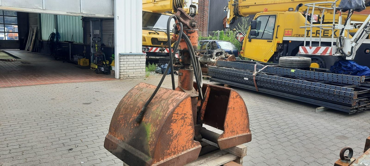 Geifer - Clamshell bucket: picture 3 Geifer - Clamshell bucket: picture 3
