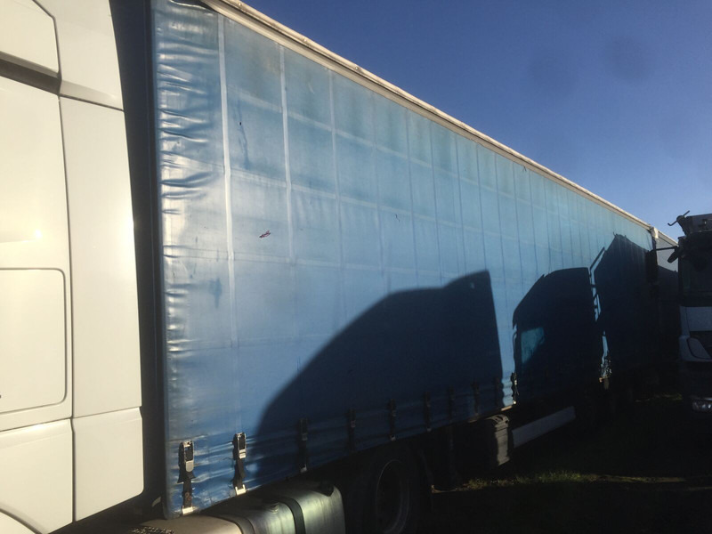 Krone SD - Curtainsider semi-trailer: picture 2 Krone SD - Curtainsider semi-trailer: picture 2