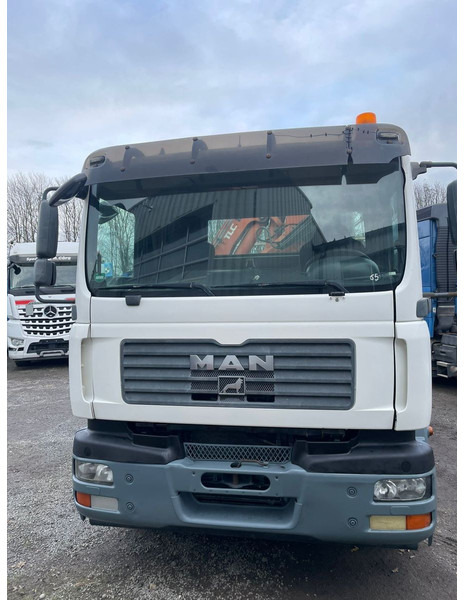 MAN TGM 18.240PS 4x2 3.S-Kipper mit Kran - Tipper, Crane truck: picture 3 MAN TGM 18.240PS 4x2 3.S-Kipper mit Kran - Tipper, Crane truck: picture 3