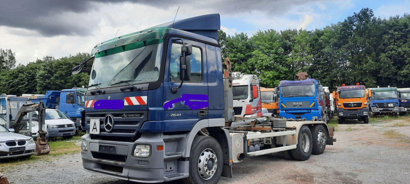 Mercedes-Benz 2641K 6x2 Abroller M-Haus Klima - Hook lift truck: picture 1 Mercedes-Benz 2641K 6x2 Abroller M-Haus Klima - Hook lift truck: picture 1