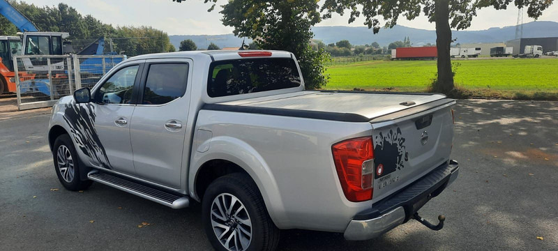 Nissan Navara NP300 N-Connecta Double Cab 4x4 - Car: picture 3 Nissan Navara NP300 N-Connecta Double Cab 4x4 - Car: picture 3