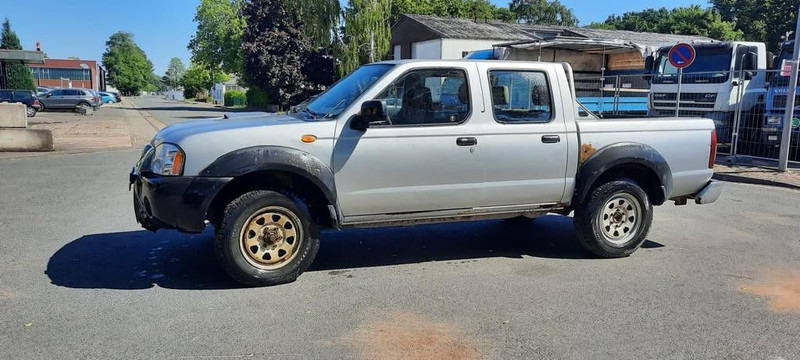 Nissan Pickup Doka - Car: picture 2 Nissan Pickup Doka - Car: picture 2