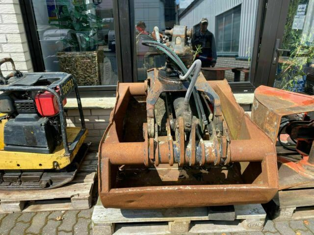 Palfinger Schalengreifer - Grapple for Construction machinery: picture 1 Palfinger Schalengreifer - Grapple for Construction machinery: picture 1