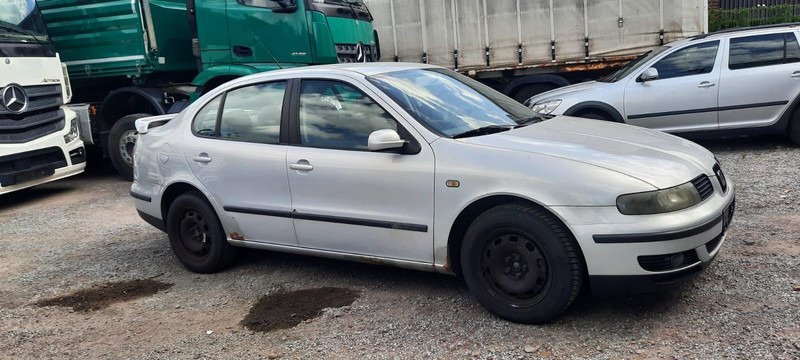 SEAT Toledo Signo 1,8 20V Autom - Sedan: picture 1 SEAT Toledo Signo 1,8 20V Autom - Sedan: picture 1